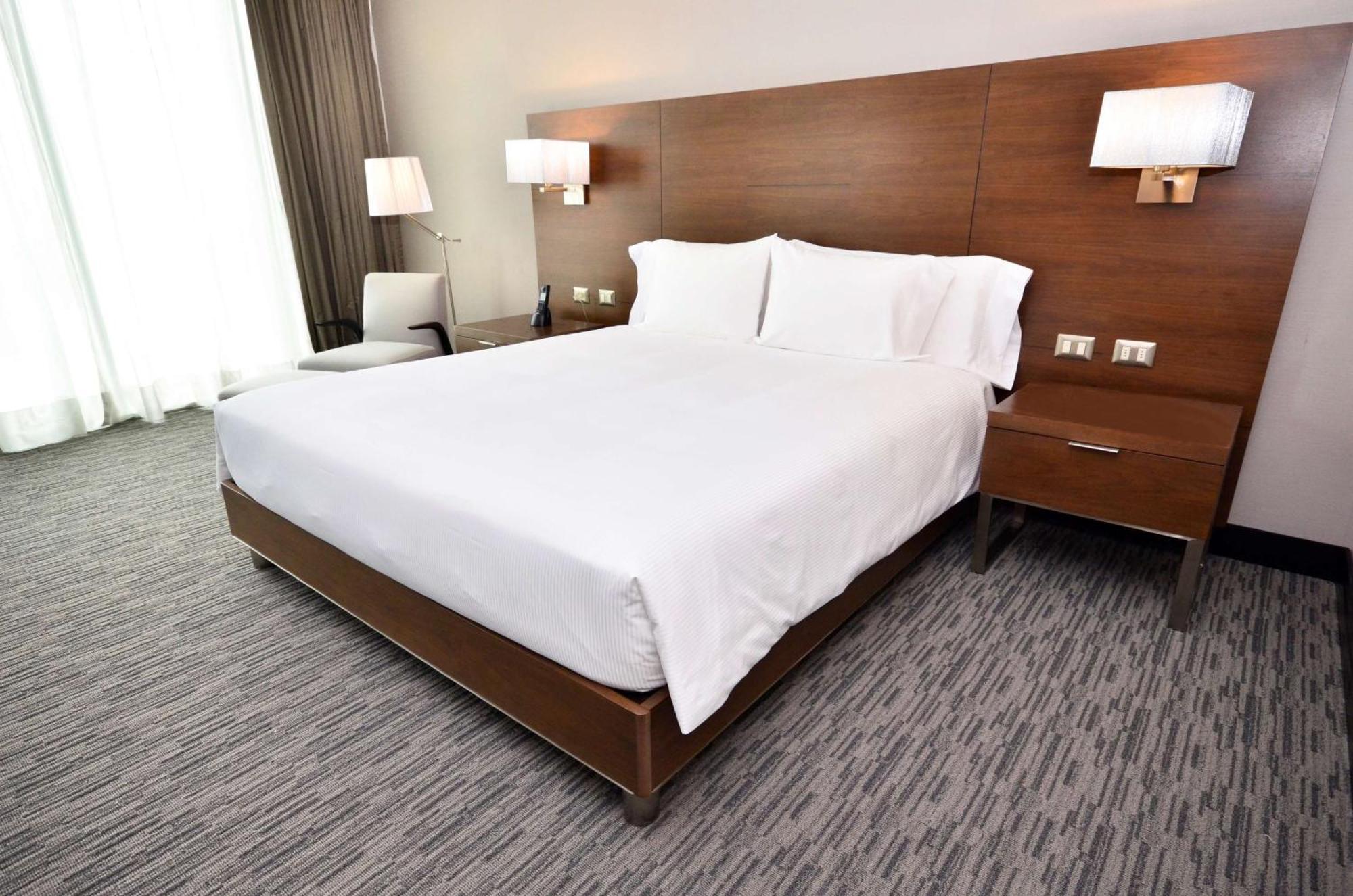 Hilton Garden Inn Iquique Exteriör bild